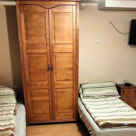 Agroturystyka Kwatery Pracownicze Noclegi Rybno Mazury Zimmer foto
